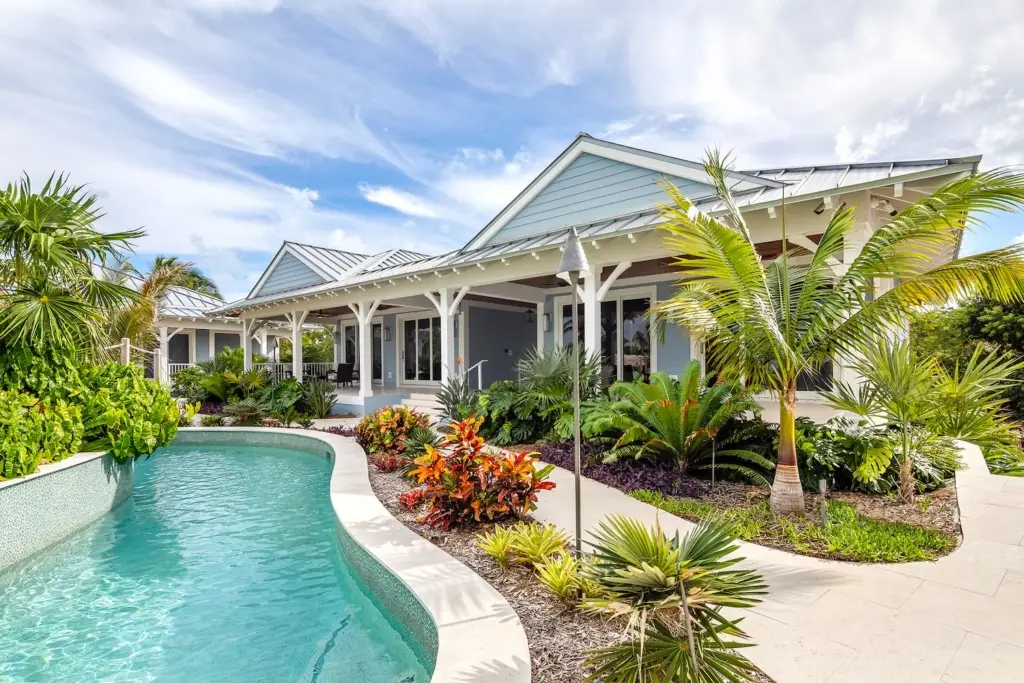 Gulf_Front_Estate_Lazy-River_H-LR