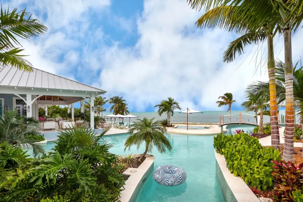 Gulf_Front_Estate_Pool-Main-Spillover_H-LR